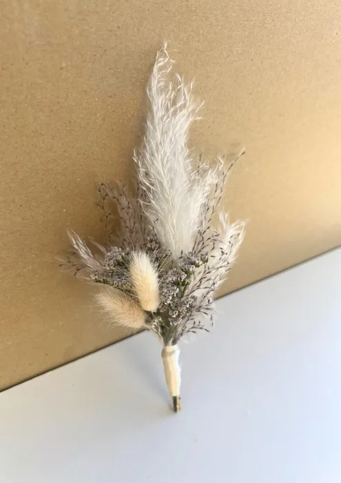 סיכת דש לחתן Feather